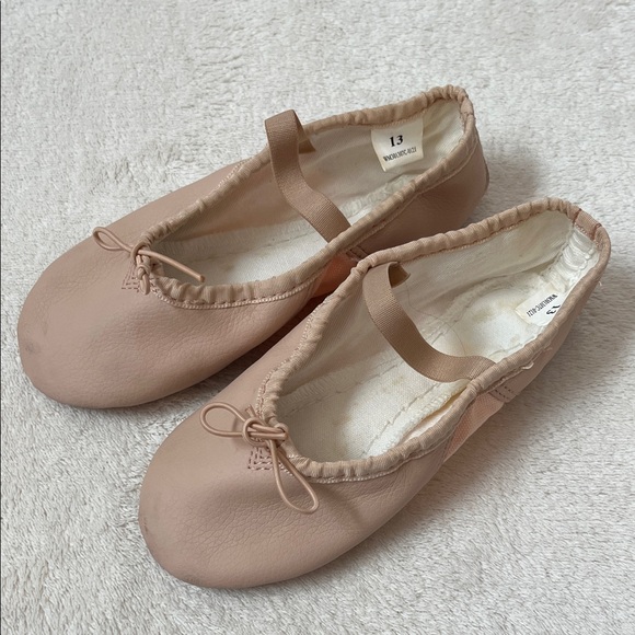 Girls sz 13 Pink Ballet Dance Shoes - Picture 2 of 6